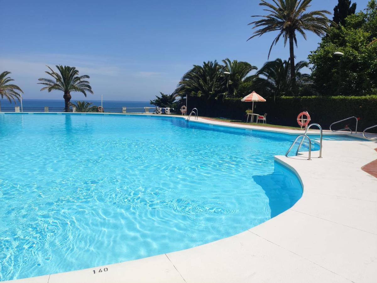 Apartamentos Calma Rentals Torremolinos Kültér fotó